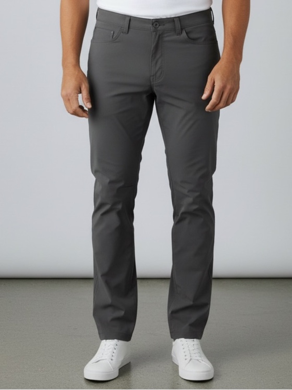 Eddie Bauer Men's tech pant Chinos - Straight Fit